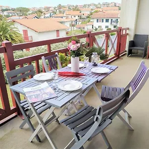 apartment-hameau-des-vagues3.biarritzhotels.info/